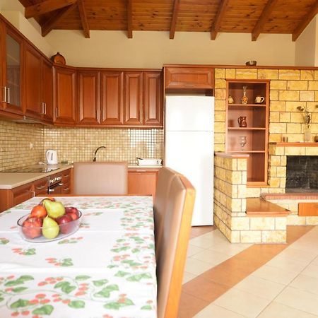 Papadeas Villas Megali Mantineia 外观 照片
