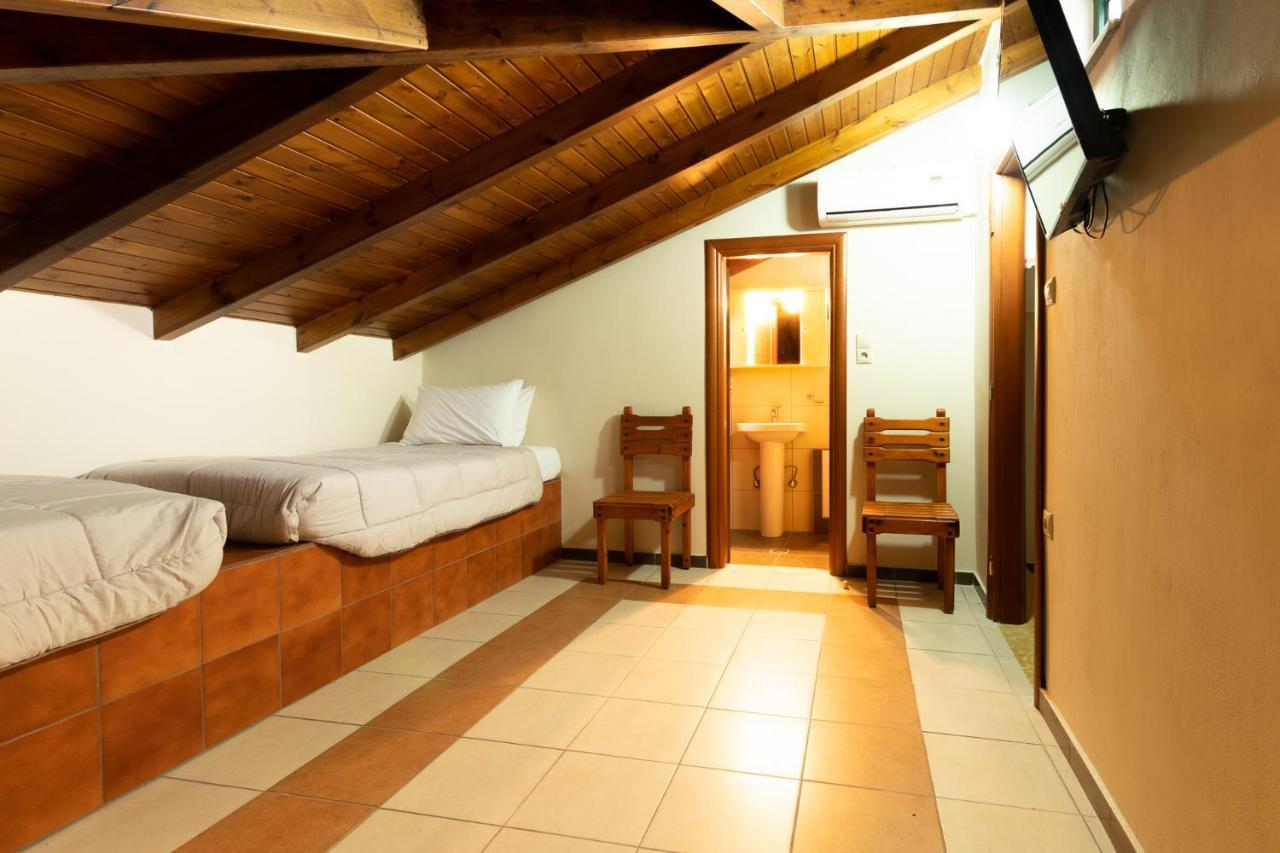 Papadeas Villas Megali Mantineia 外观 照片
