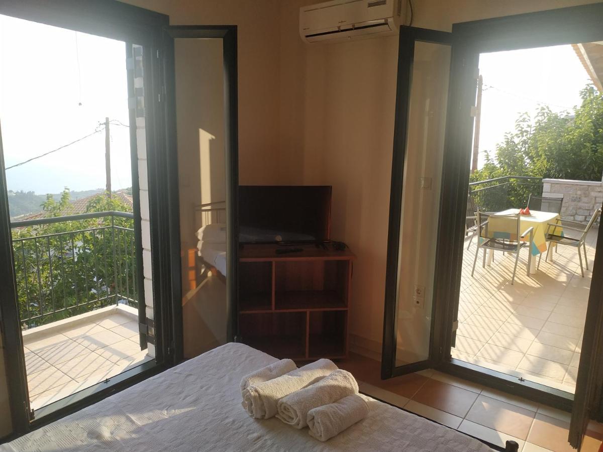 Papadeas Villas Megali Mantineia 外观 照片