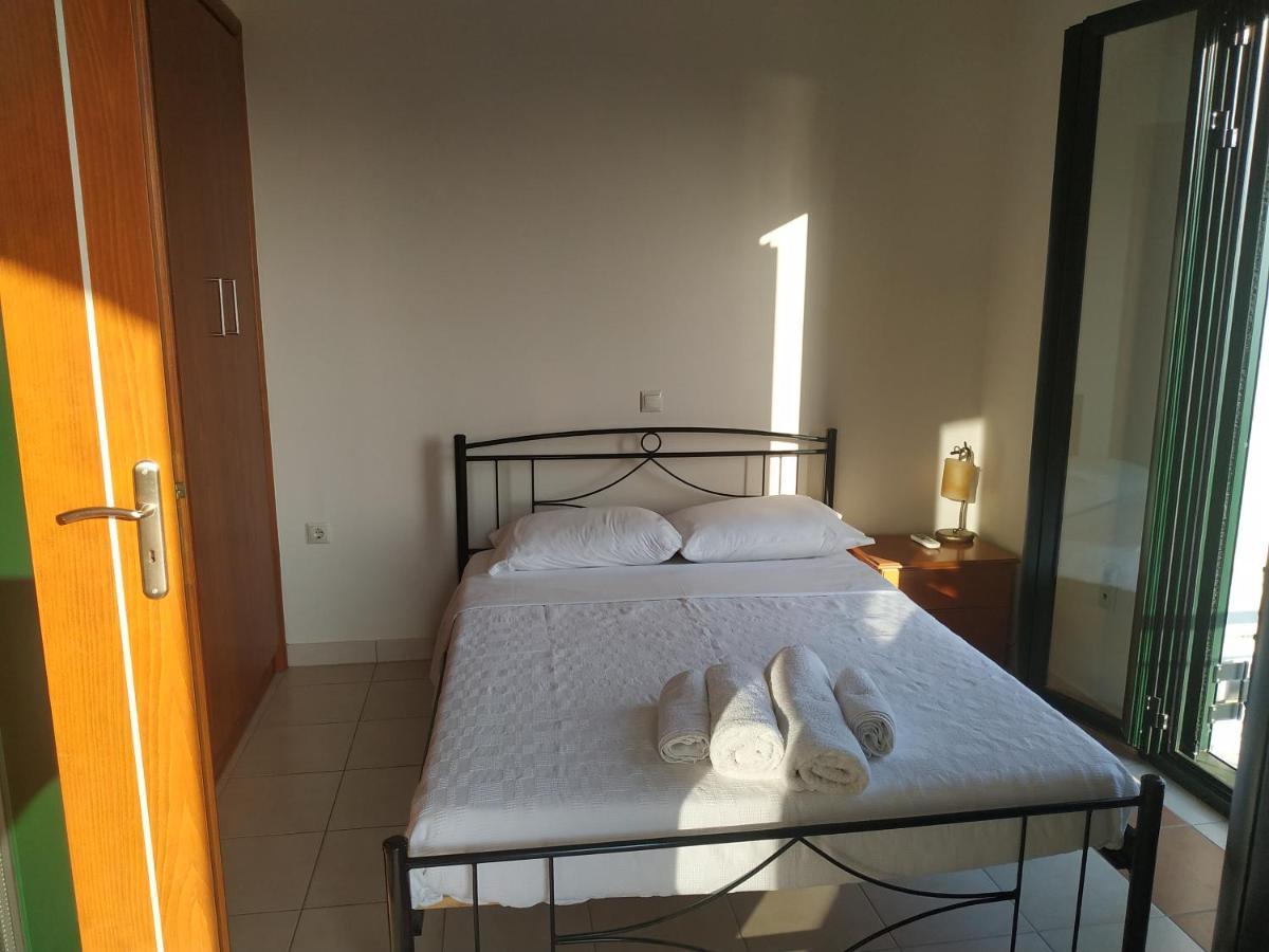 Papadeas Villas Megali Mantineia 外观 照片