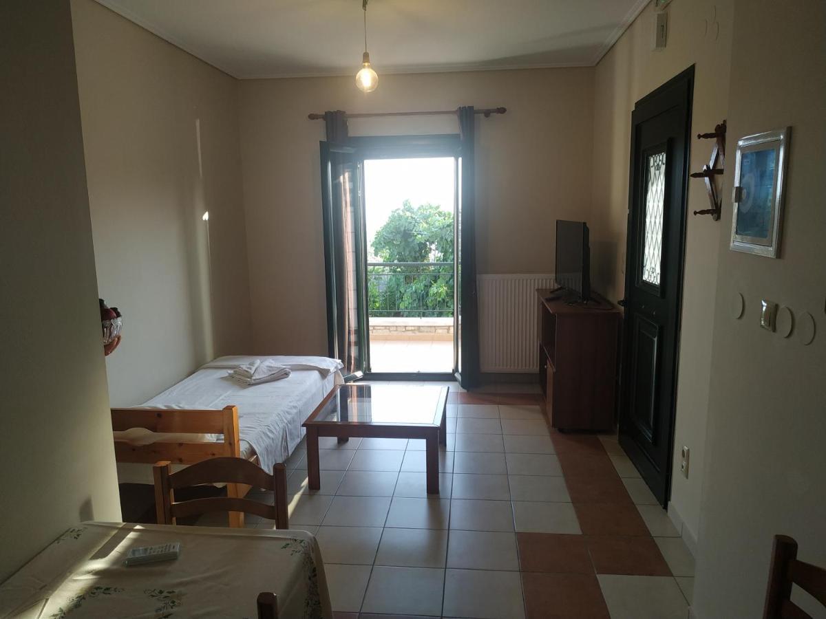 Papadeas Villas Megali Mantineia 外观 照片
