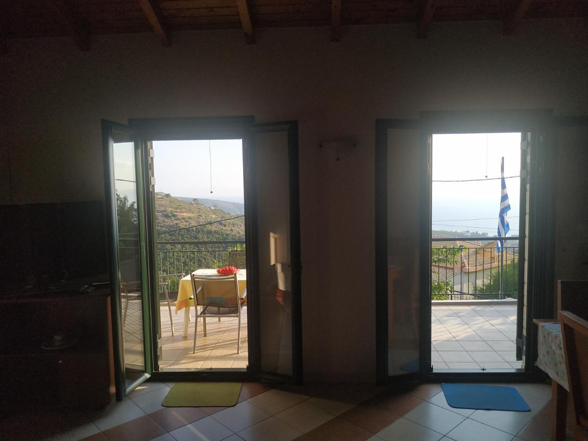 Papadeas Villas Megali Mantineia 外观 照片