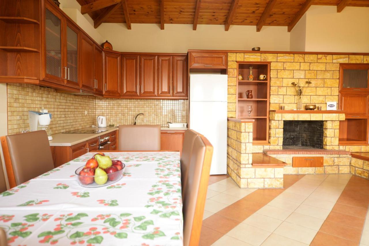 Papadeas Villas Megali Mantineia 外观 照片