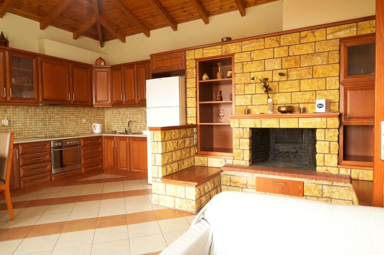 Papadeas Villas Megali Mantineia 外观 照片