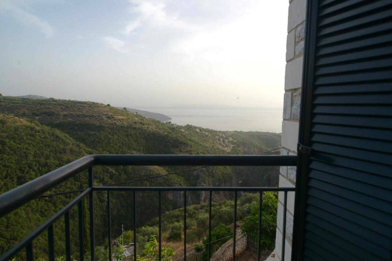 Papadeas Villas Megali Mantineia 外观 照片