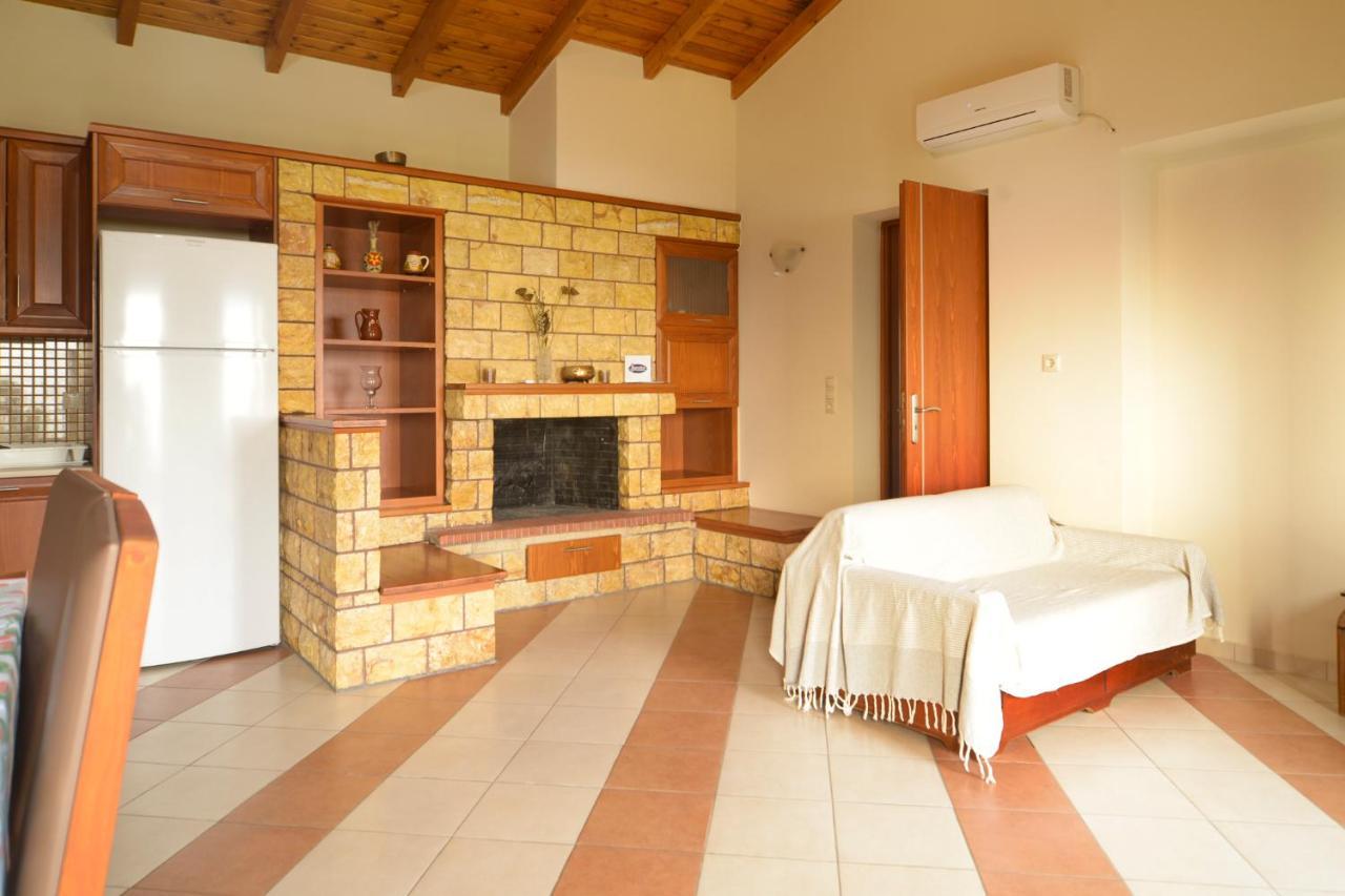 Papadeas Villas Megali Mantineia 外观 照片